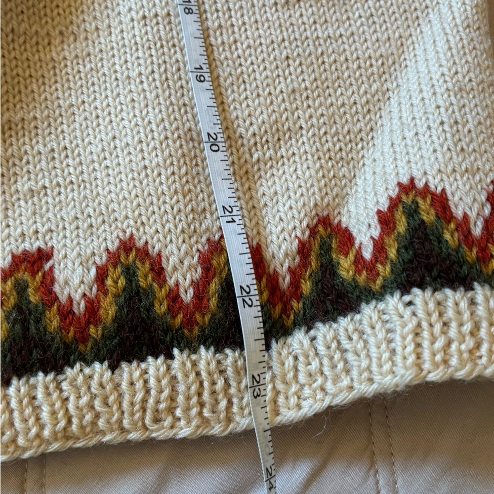 Vintage gorgeous hand knit wool sweater - Picture 5 of 10